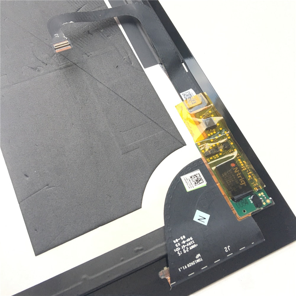 Close-up of Cirrus-link Screen Replacement for Microsoft Surface PRO 3 1631 V1.1 (LTL120QL01) LCD Touch Screen Digitizer Assembly, perfect for repairing or replacing your tablet’s touchscreen panel.
