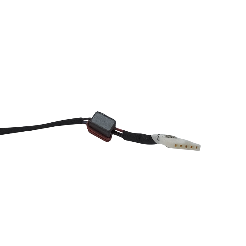 A black cord with a red connector (DC Jack DC-613 for Lenovo Yoga Y50 Y50-70 touch) attached to it.